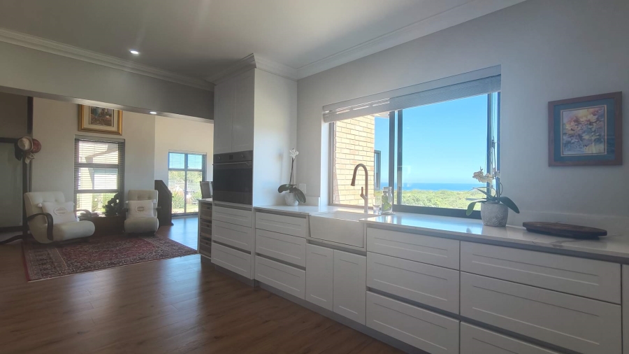 3 Bedroom Property for Sale in Blue Ridge Western Cape